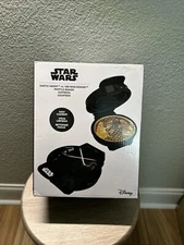 Star Wars Darth Vader Vs Obi Wan Kenobi Waffle Maker Disney Uncanny Brands New