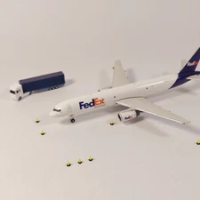 100x Yellow Airport Traffic Cones Scenery GSE Vehicle Model 1:400 Scale Diorama