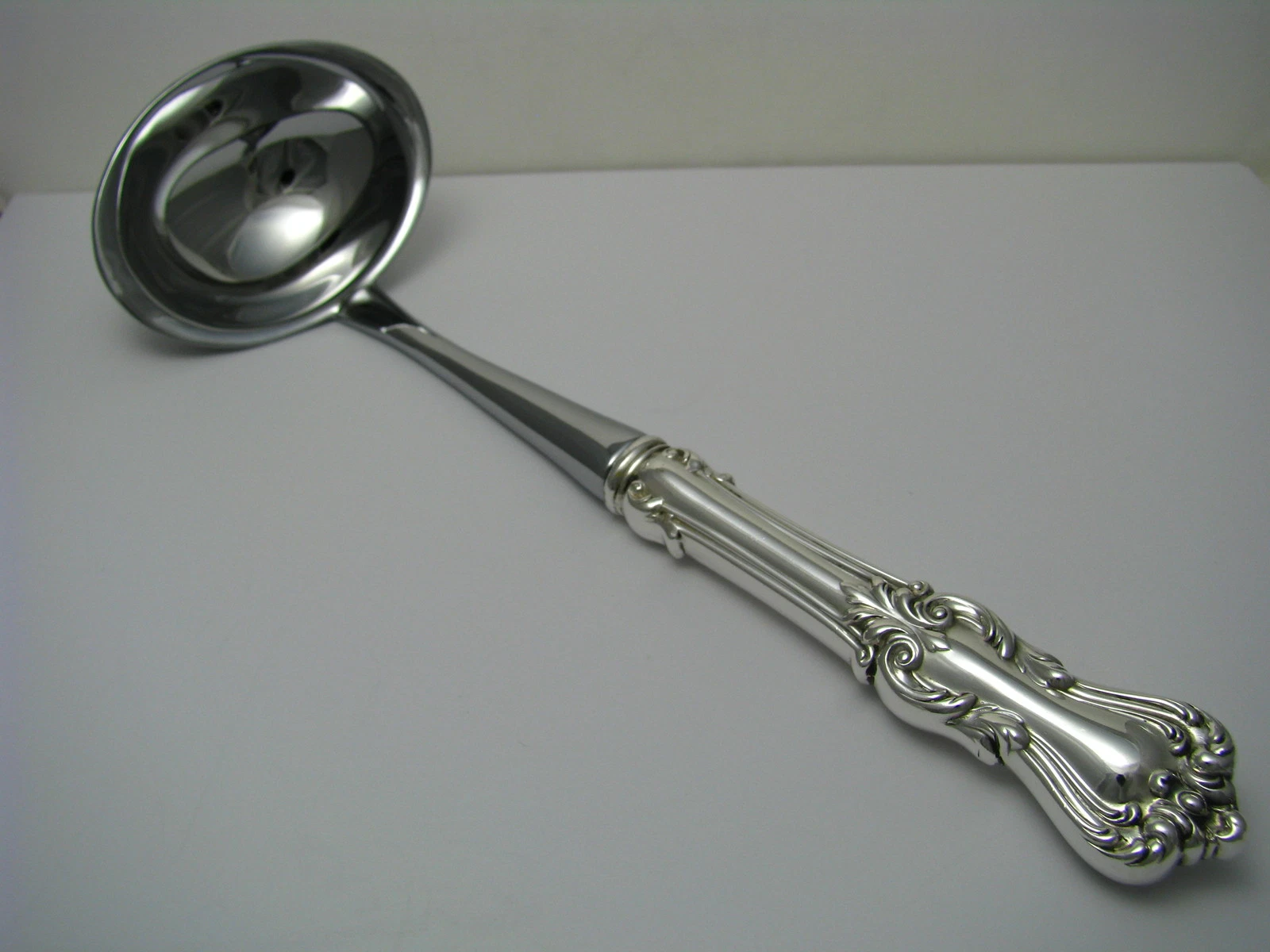 MARLBOROUGH REED & BARTON STERLING SILVER SAUCE LADLE SILVER HANDLE STEEL BOWL