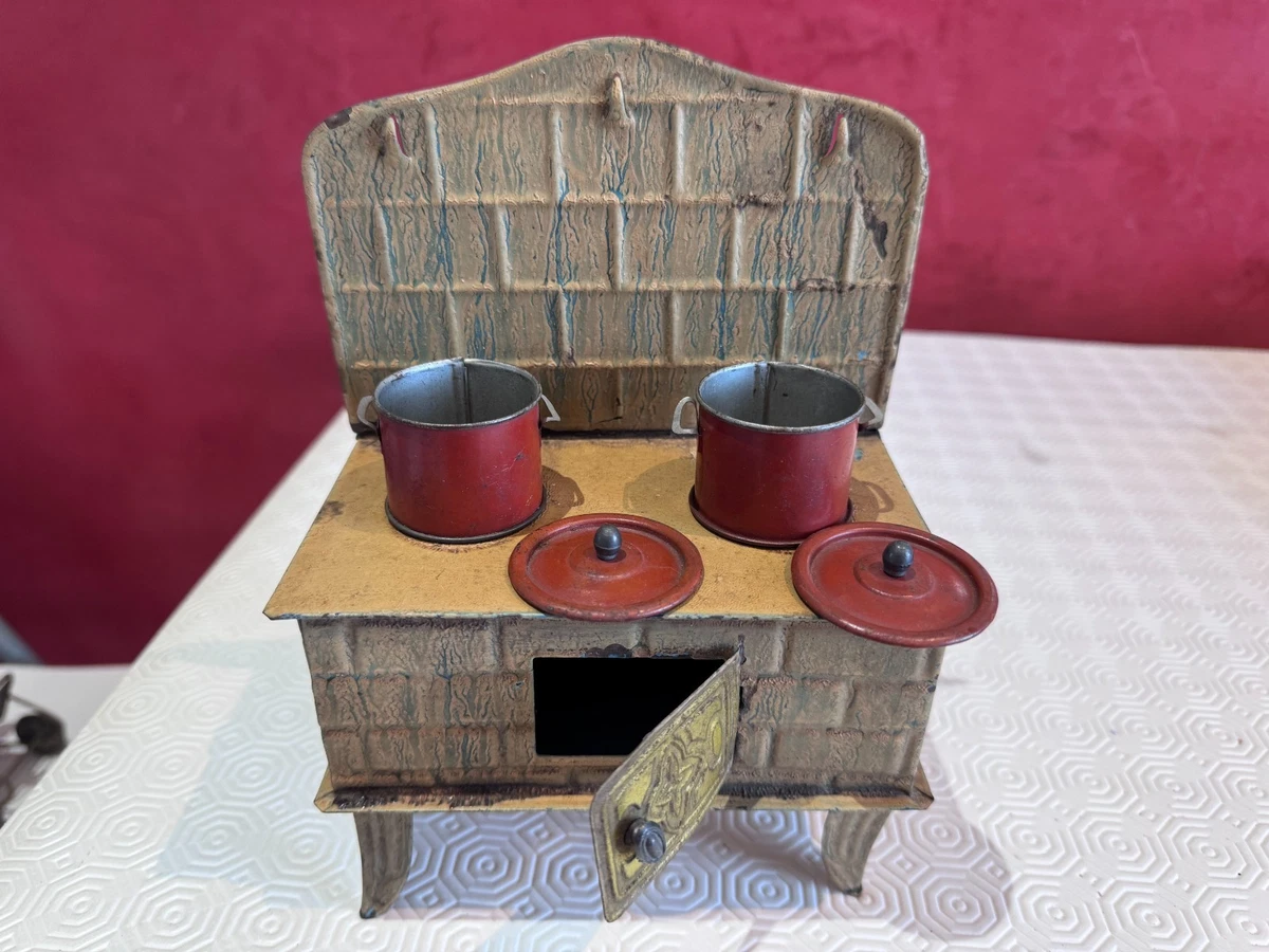 Cuisinière De Poupée Ancienne - Jouet En Tôle - Fabrication Française