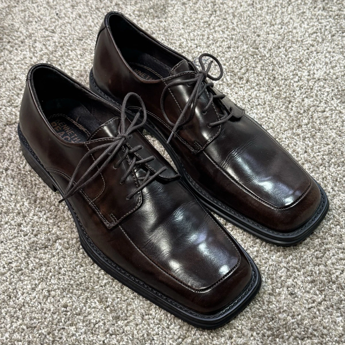 Kenneth Cole Reaction Men display picture 1