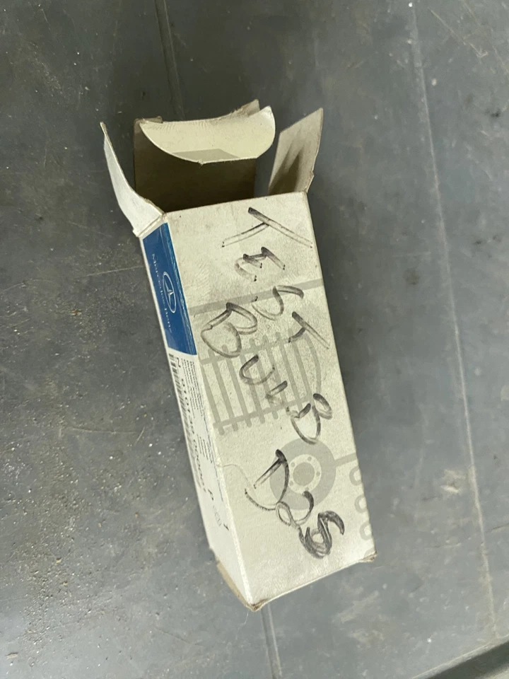 Газоразрядная лампа - Mercedes-Benz (910139-000001) OEM новый из старых запасов - Изображение 2 из 4