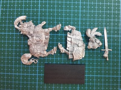 Uncolored model Empire Elector Count Marius Leitdorf (metal) WOW