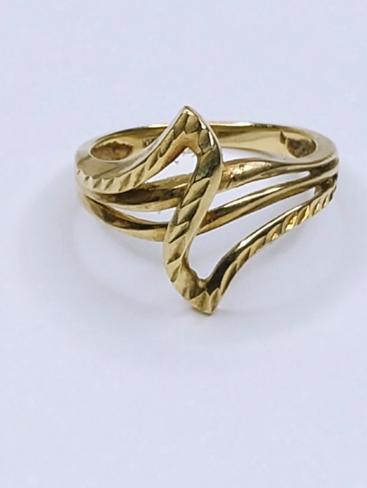 Michael Anthony 10k Solid Yellow Gold Ring 3.4 Gr… - image 15