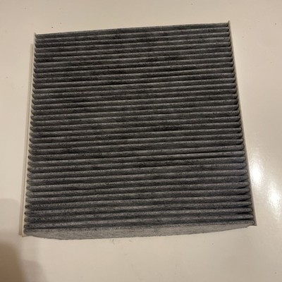 Renault Innenraum Filter mit Aktivkohle Twingo III 272774711R
