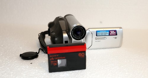 Überspielen  von VHS VHS-C Hi8 Video8 Digital8 MiniDV auf DVD - Bild 14 von 50