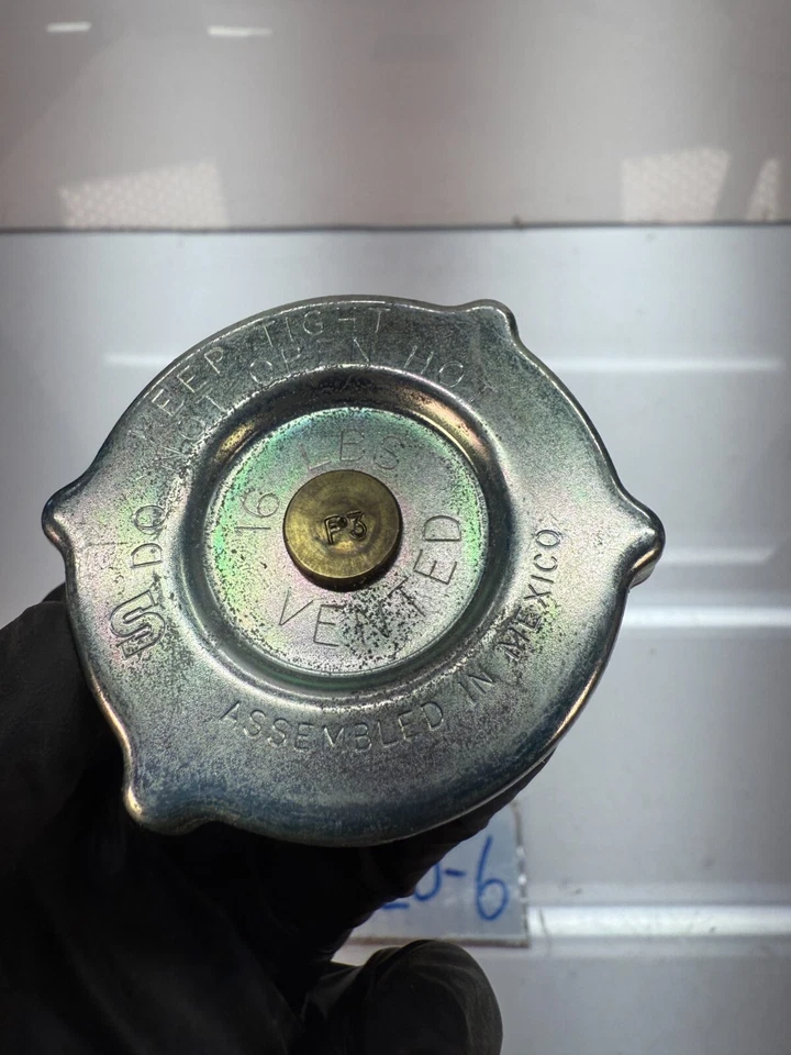 10231 Stant Radiator Cap Chevy Olds Suburban S-10 BLAZER S10 Pickup Jimmy C20-6 - Image 2 of 4