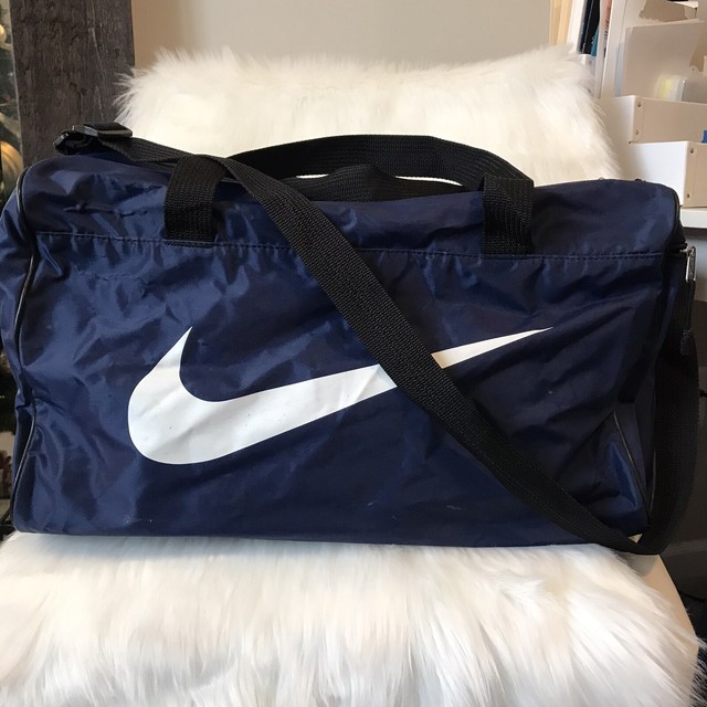 Navy Blue Nike Duffel Bag With Wheels