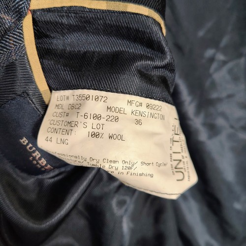 Burberry Blazer Men's 36 Blue Herringbone 100% Wool Three-Button Sport Coat - Picture 18 of 19