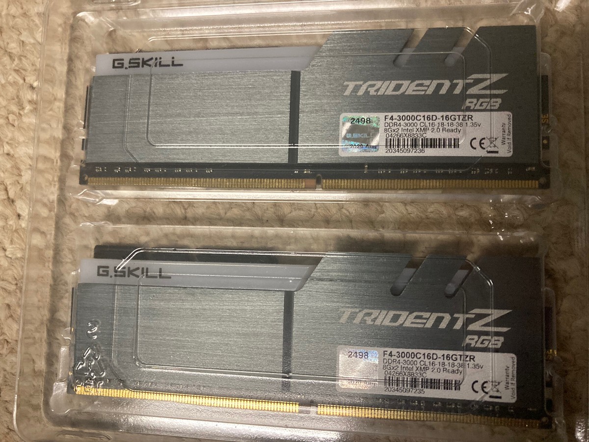 G.SKILL TRIDENTＺRGB 3000 16×2GB G.Skill TridentZ RGB Series - DDR4-16 GB: 2 x 8 GB - DIMM