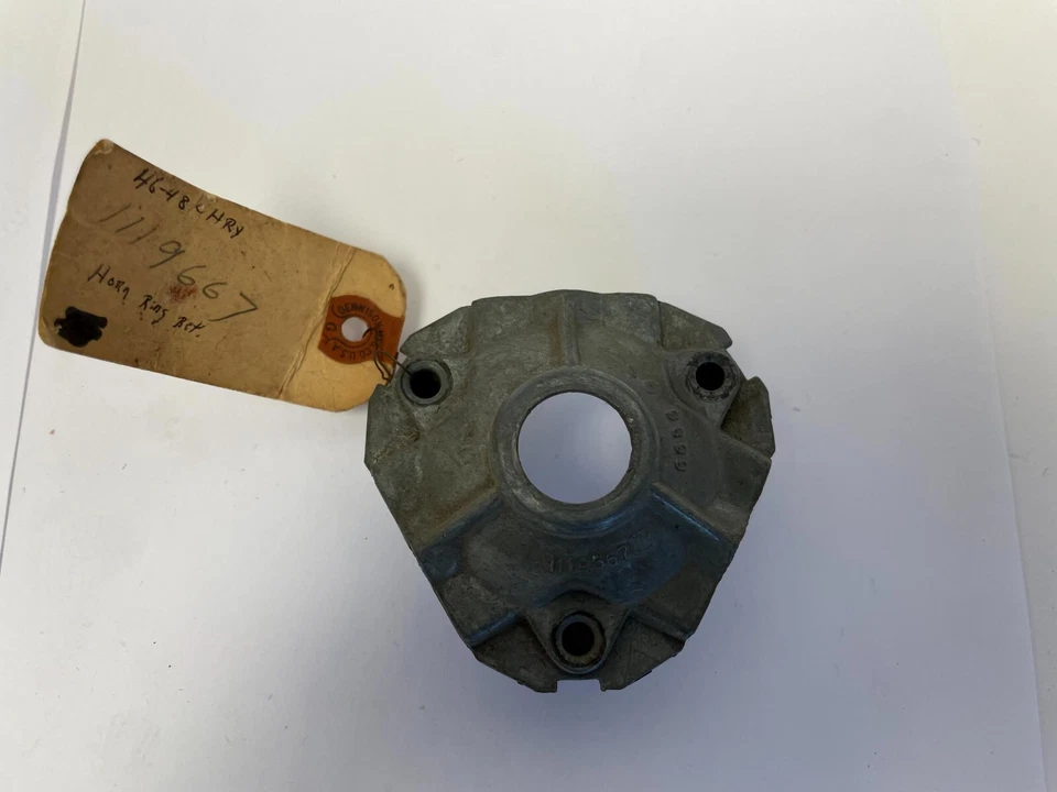 Chrysler C34 Imperial Town & Country 1946-1948 retenedor de anillo de bocina 1119667 nuevo en stock Foto 3 de 4