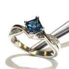 10k white gold .12ct diamond princess london blue topaz gemstone ring 3.3g 5.75 — photo 5