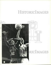 1993 Press Photo Quad City and Capital Region play CBA basketball - tus06061