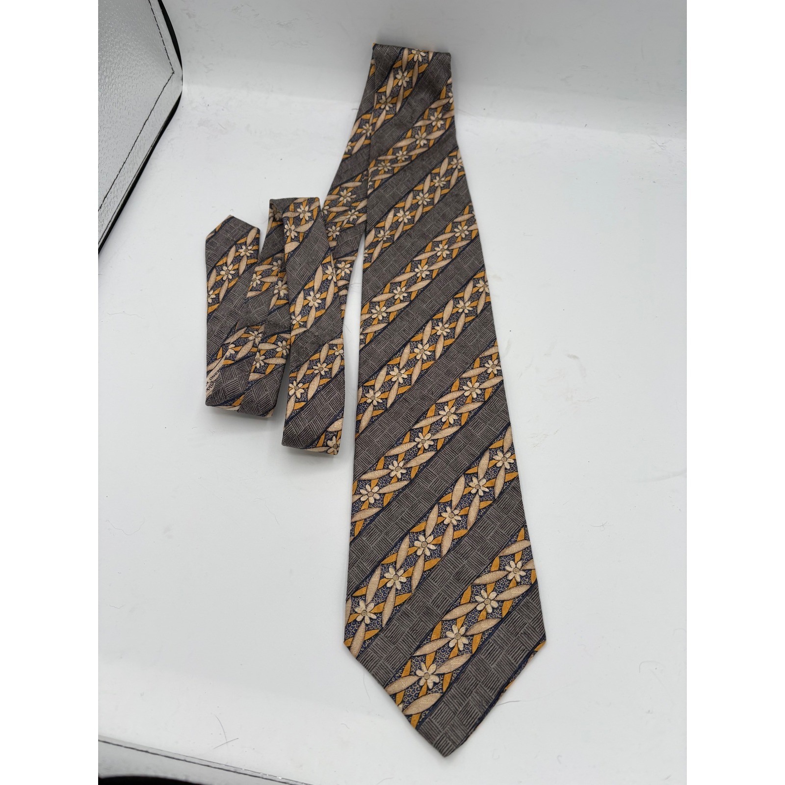 Ermenegildo Zegna Silk Tie Floral Pattern Blue Yellow Mens Luxury
