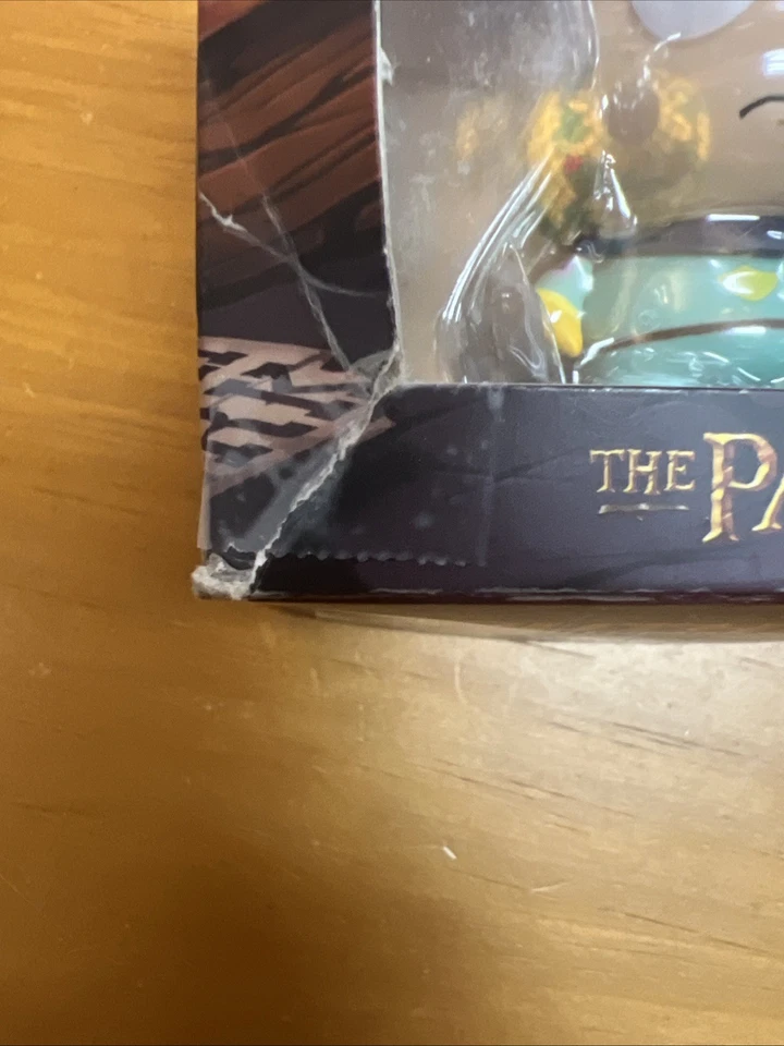 Figura Butters Kidrobot x South Park La Vara de la Verdad "El Paladín" - Nueva Foto 2 de 4