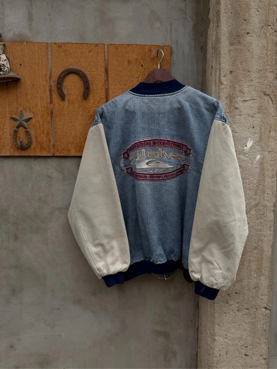 Vintage 90’s Quiksilver Bomber Denim Surf Jacket Size Large Surf Wear Rare