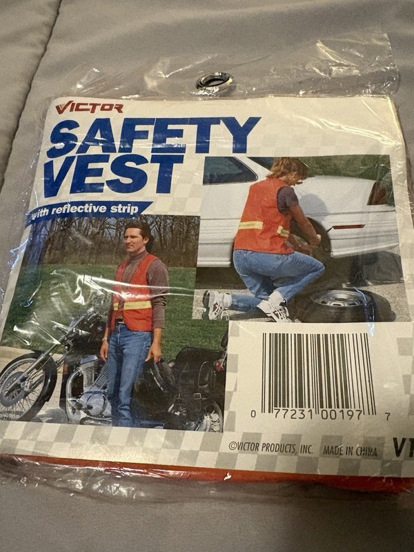 NIP new Victor V197 plastic safety orange safety vest with reflective strip