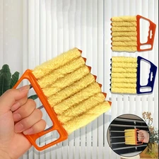 Convenient Microfibre Duster for Cleaning Venetian Blinds and Shutters