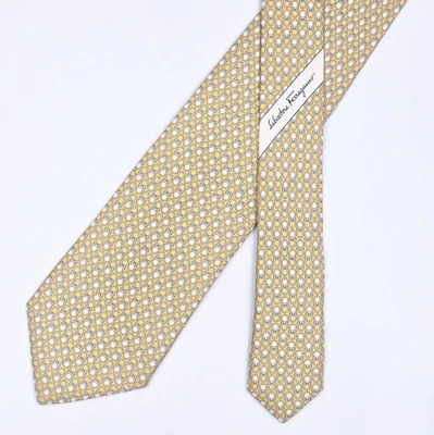 Cravate en soie Salvatore Ferragamo logo Gancini sur jaune - Photo 1/4