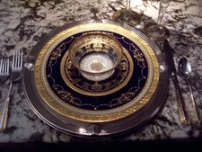 5 MINTON RAISED GOLD ENCRUSTED BEADED COBALT DINNER PLATES NEAR MINT 10 1/2"