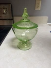VINTAGE 1930S DEPRESSION GREEN URANIUM GLASS PRINCESS PATTERN COVERED CANDY DISH