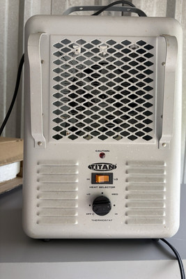 Rival TM21 Forced Air Portable Space Heater Thermostat 2-Heat 1500W Gray