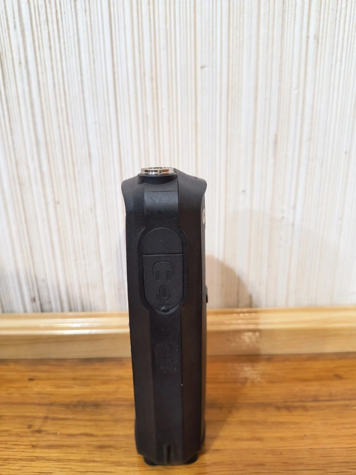 Motorola DTR550 Digital Two-Way Radio - Image 4 of 4