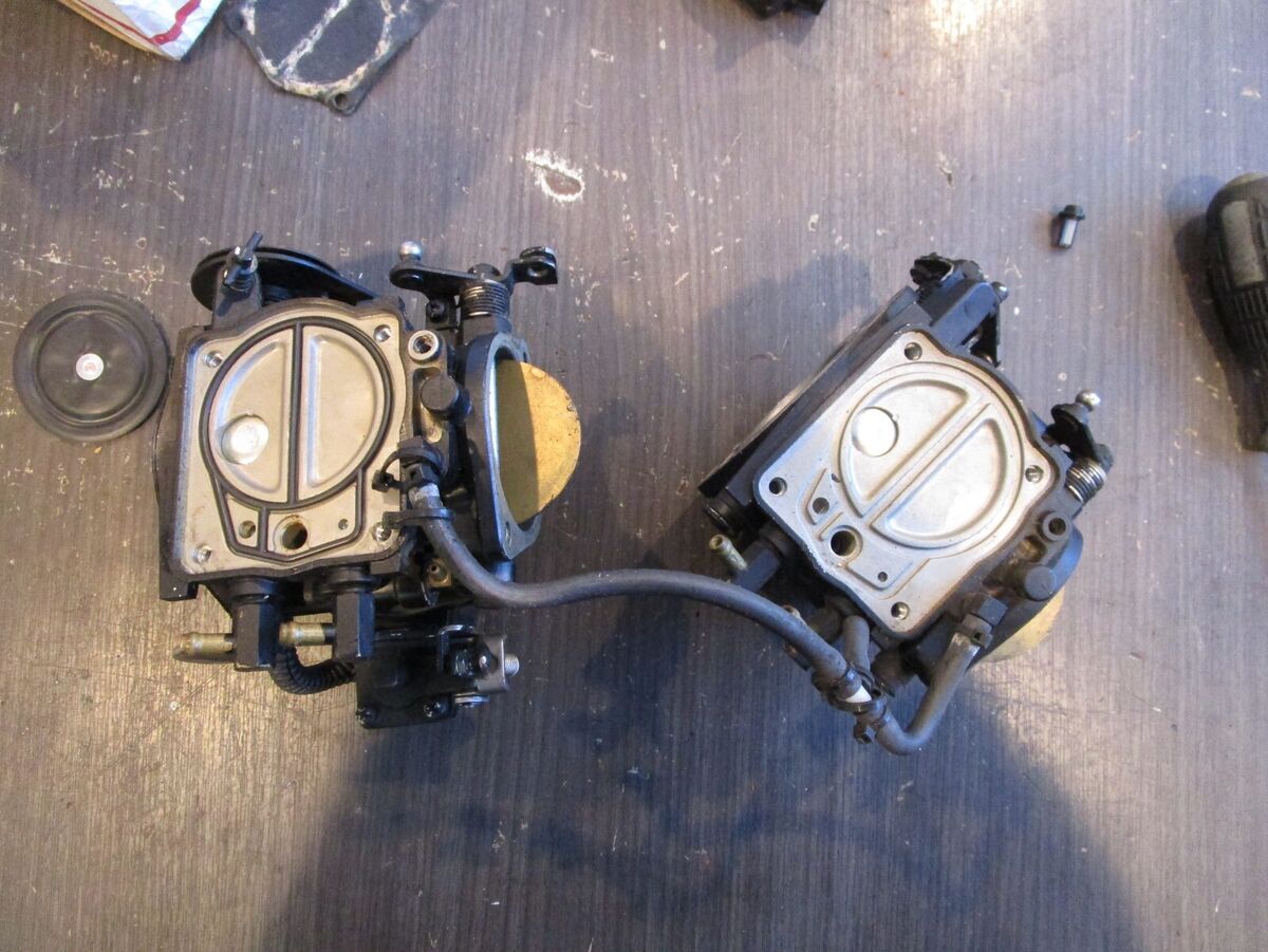 00 YAMAHA GP800 DUAL CARBURETOR CARB #1 66E-14301-13-00 66E 00 YAMAHA GP800 DUAL CARBURETOR CARB #1 66E-14301-13-00 66E