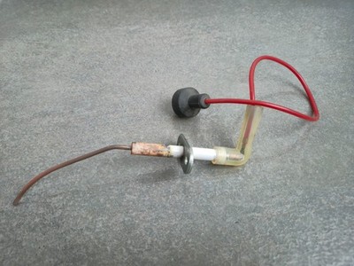 Viessmann Ignition / Ionisation Electrode   Gas Boiler Spark Sensor (Used)