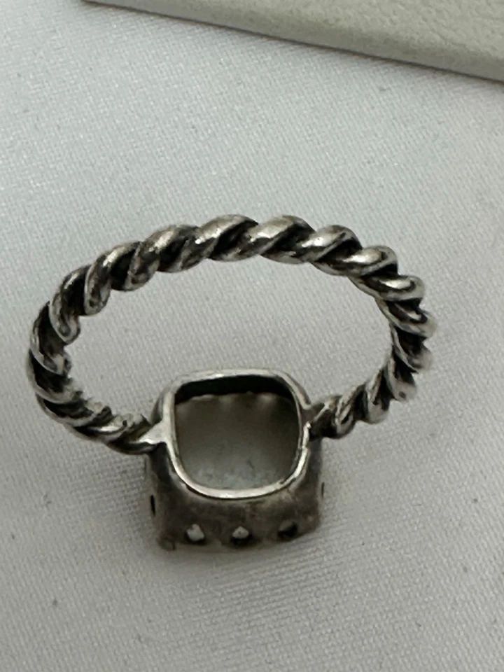 PANDORA Elegant Sincerity Twisted Sterling Cusion Cut Mother Of Pearl Ring Sz8 - Image 4 of 4