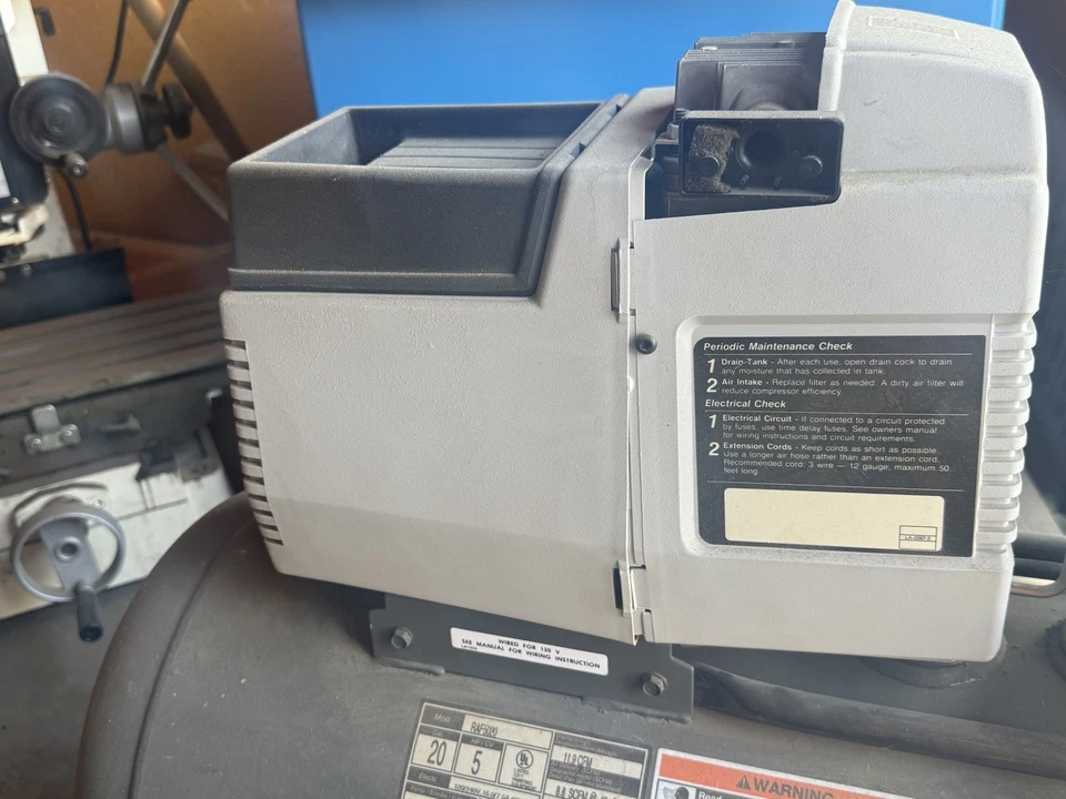 Compresor de aire DeVilbiss Pro 4000 5hp 20 gal Foto 3 de 4