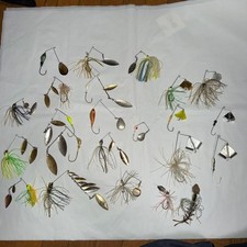 Spinnerbait Buzzbait Chatter Set 22 Pieces Multicolor