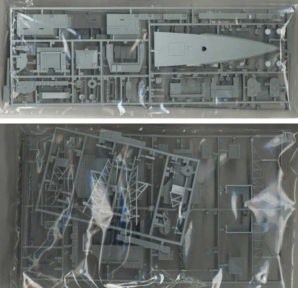 DRAGON 1003 1/350 Scale U.S.S. Ticonderoga CG-47 Assembly Warship Model Kit - Image 4 of 4