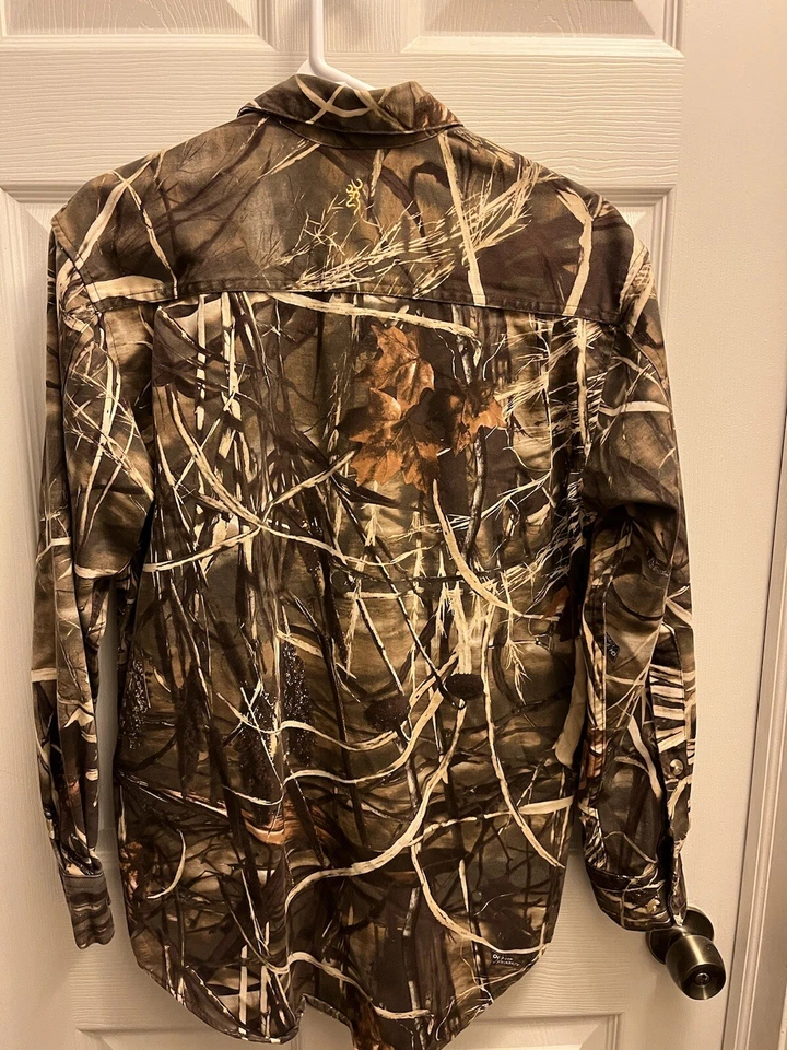 Browning Wasatch Long Sleeve Button Up Advantage Max 4 HD Camo Shirt Size S 34 - Image 4 of 4