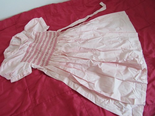 Très jolie ROBE à SMOCK Taille 10ans 