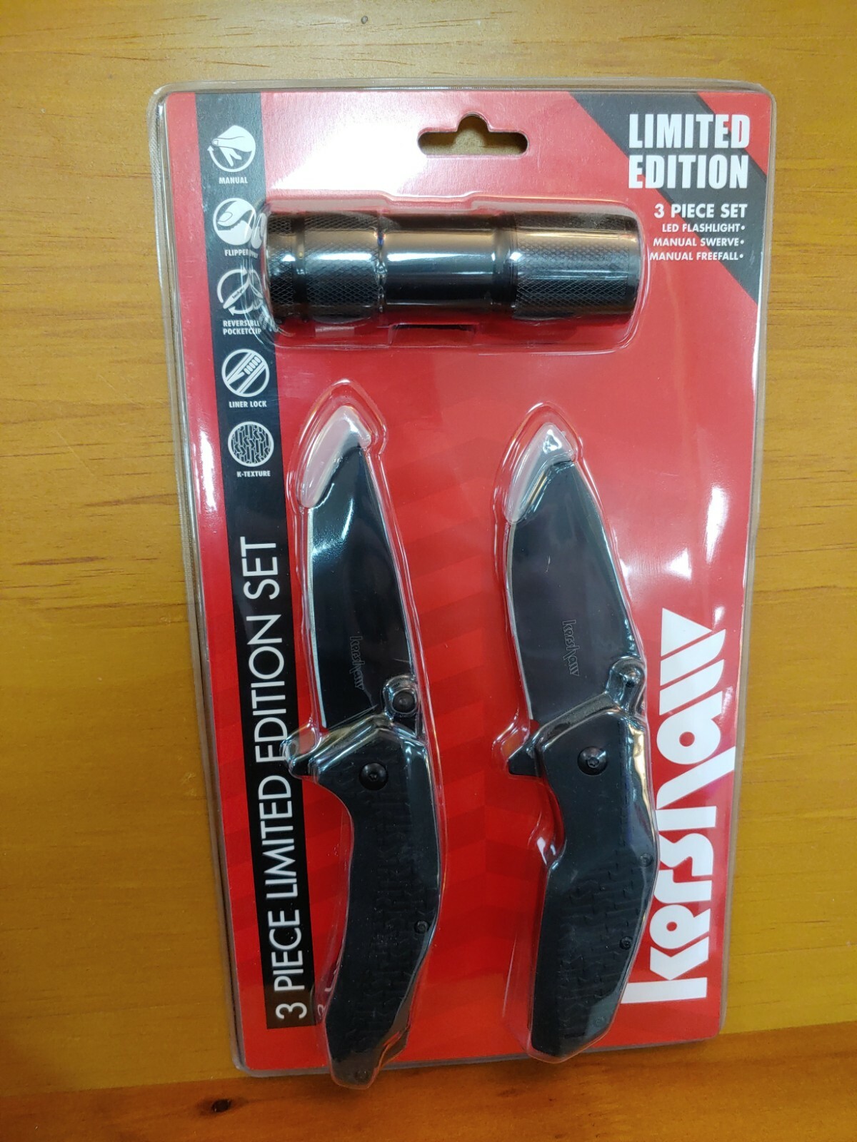 NEW Kershaw Collection 3 Piece Limited Edition Set 2 Knives & LED