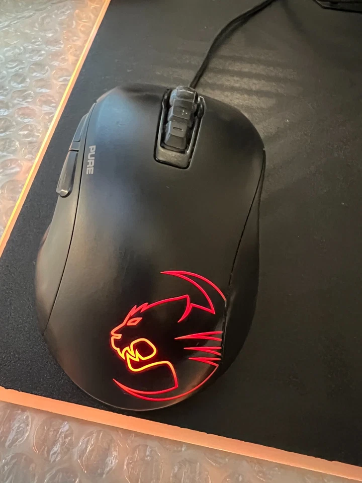 ROCCAT KONE Pure Owl-Eye, Optical RGB Gaming Mouse, Model: ROC-11-725 - Image 2 of 4