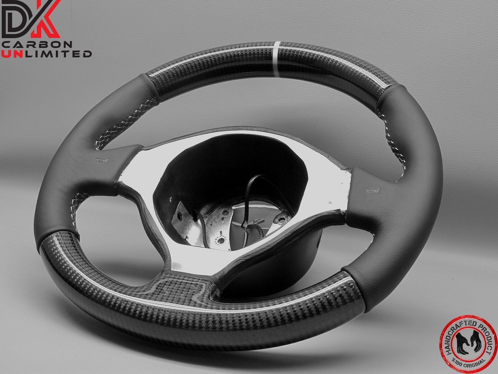 Lamborghini Murcielago LP640 LP650 LP670 5mm White Napa Carbon Steering Wheel v1