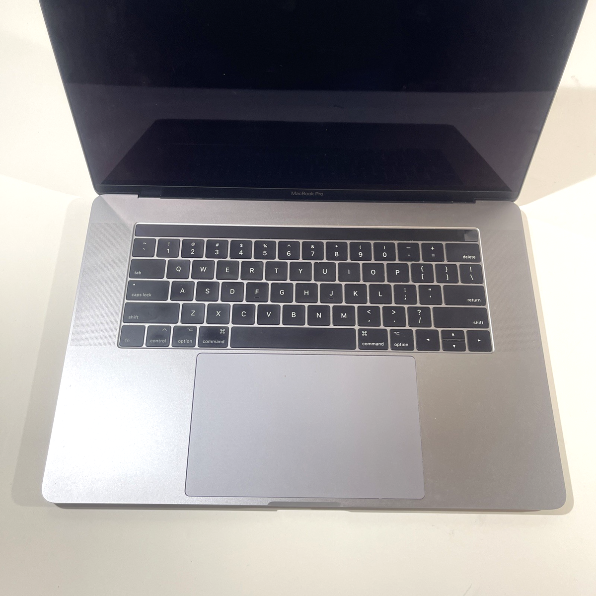 MacBook Pro 15インチ A1707シルバー 日本語配列 MacBook Pro 15