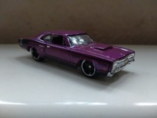 HOT WHEELS '69 DODGE CORONET SUPER BEE MUSCLE MANIA MOPAR '12 #368