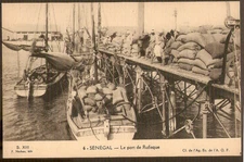 SENEGAL (AOF)   carte  postale cpa  Le port de RUFISQUE