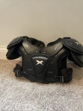 Xenith Flyte Youth Football Shoulder Pads Boys, Size Small, Black