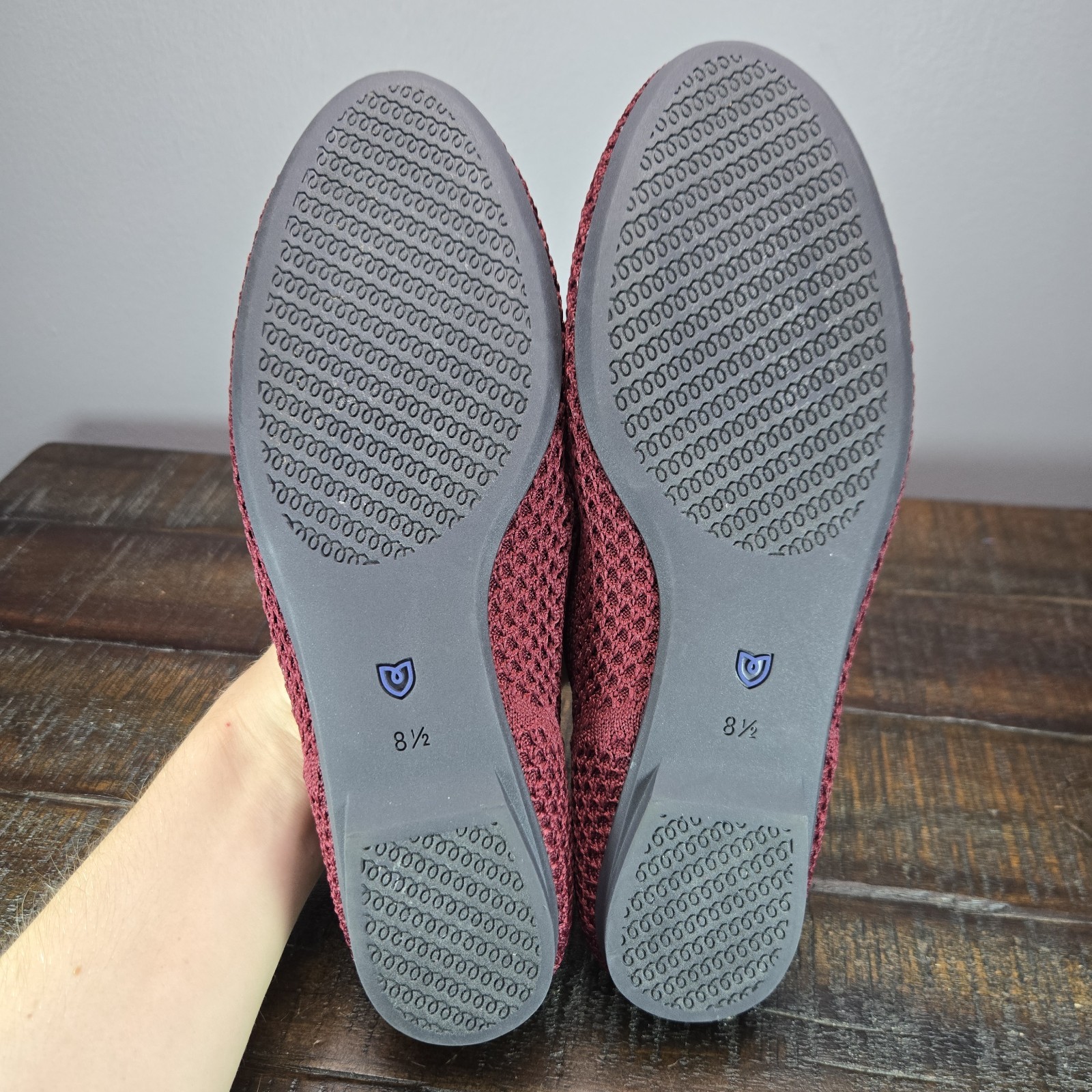 Rothys The Ballet Flat Bow Womens 8.5 Flats Slip On Ballet Shoes Red