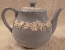 Wedgewood Embossed Queen's Ware Coffee Pot Of Etruria & Barlaston England