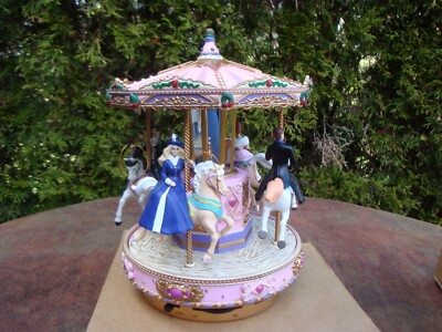 レア品　Mr Chrismas 1998 バービーホリディ　メリーゴーランド レア品Mr Chrismas 1998 バービーホリディメリーゴーランド