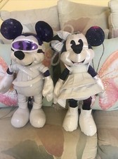 NEW Mickey  Minnie Mouse Main Attraction Series 1 Space Mountain Plush Set