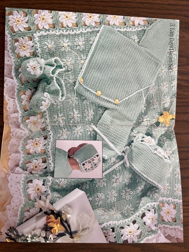 BABY SETS ~ 4 Crochet & Knit Patterns 2001 Coats & Clark Book #0129 - Picture 6 of 6