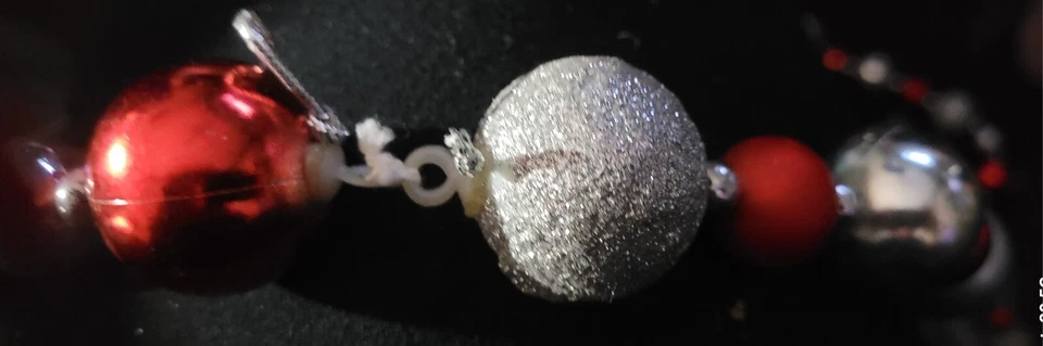 Vintage Christmas Red Silver Glitter Ball Garland Holiday Decor 11+ft See Pics - Image 3 of 3