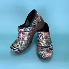 Dansko Professional Tiger Lilly floral leather clogs 38 Eur shoes 8 US