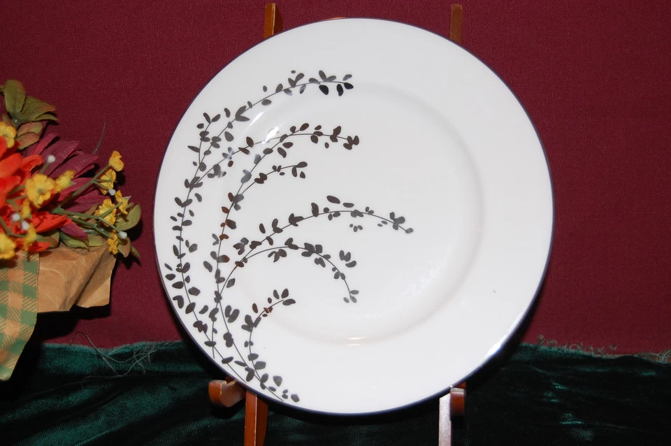 Set of 4 Lenox Kate Spade Gardner Street Platinum Salad Plates New with tags USA